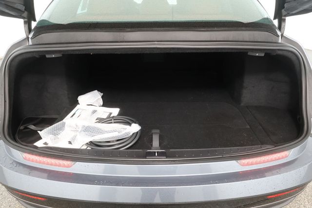 2024 Lucid Air Touring AWD with 20'' Aero Lite Stealth Wheels - 22930997 - 24