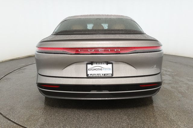 2024 Lucid Air Touring AWD with 21'' Aero Blade Cast Aluminum Wheels - 22930945 - 4