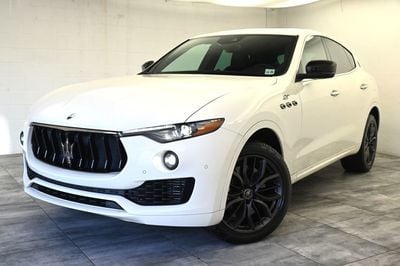 2024 Maserati Levante Modena Ultima's photo