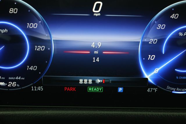 2024 Mercedes-Benz EQB EQB 250+ SUV w/ AMG Line Package, Panorama Sunroof & 20'' Wheels - 22805124 - 14