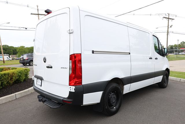 2024 Mercedes-Benz Sprinter Cargo Van 2500 Standard Roof I4 Diesel HO 144" RWD - 22857042 - 4