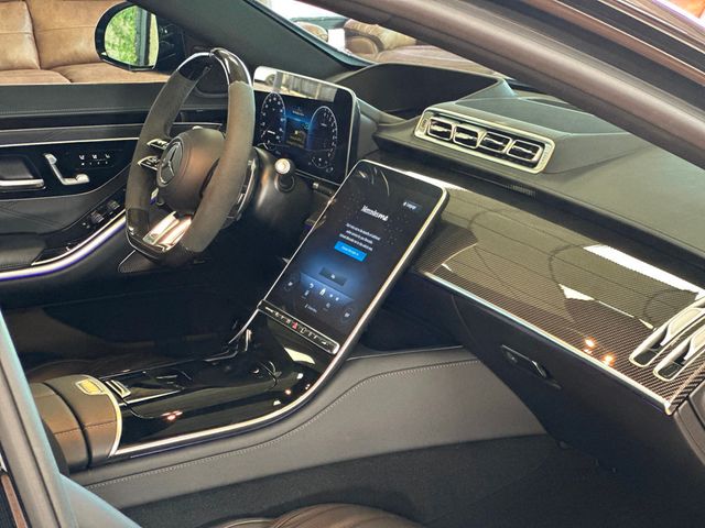 2024 Mercedes-Benz S-Class AMG S 63 E 4MATIC Sedan - 22913073 - 60