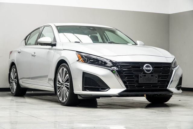 2024 Nissan Altima 2.5 SL Sedan - 22908489 - 3