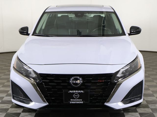 2024 Nissan Altima 2.5 SR AWD Sedan - 22918118 - 10