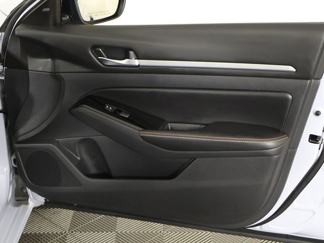 2024 Nissan Altima 2.5 SR AWD Sedan - 22918118 - 23