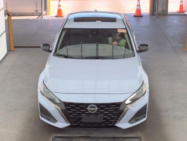 2024 Nissan Altima 2.5 SR AWD Sedan - 22918118 - 2