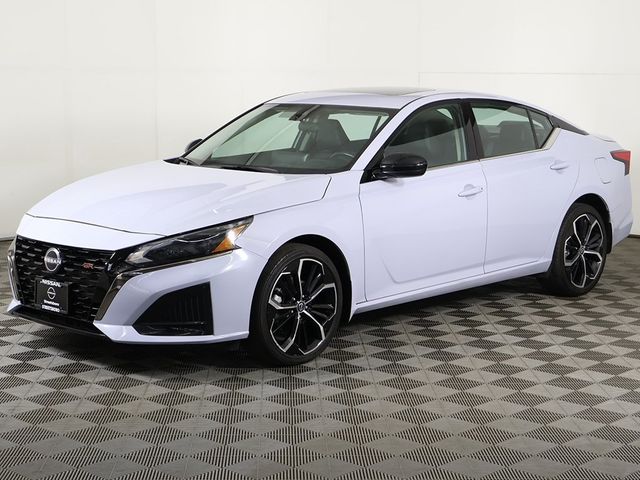 2024 Nissan Altima 2.5 SR AWD Sedan - 22918118 - 7