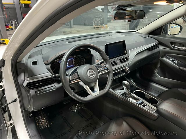 2024 Nissan Altima 2.5 SR AWD Sedan - 22936836 - 14
