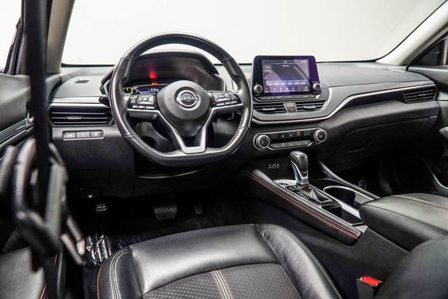 2024 Nissan Altima 2.5 SR Sedan - 22907111 - 4