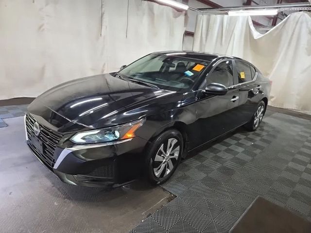 2024 Nissan Altima 2.5 S Sedan - 22929482 - 1
