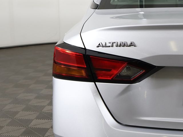 2024 Nissan Altima 2.5 SV Sedan - 22918685 - 11