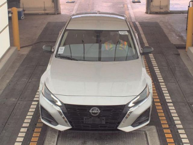 2024 Nissan Altima 2.5 SV Sedan - 22918685 - 2
