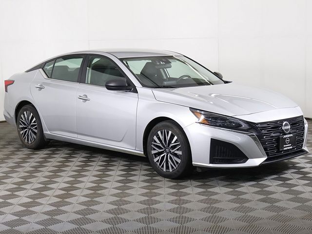 2024 Nissan Altima 2.5 SV Sedan - 22918685 - 46