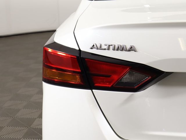 2024 Nissan Altima 2.5 SV Sedan - 22926635 - 11