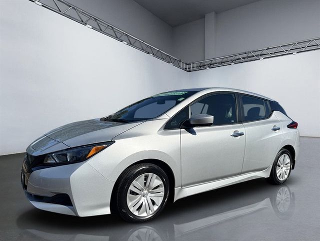 2024 Nissan Leaf S Hatchback - 22927656 - 9