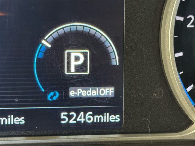 2024 Nissan Leaf S Hatchback - 22927656 - 15