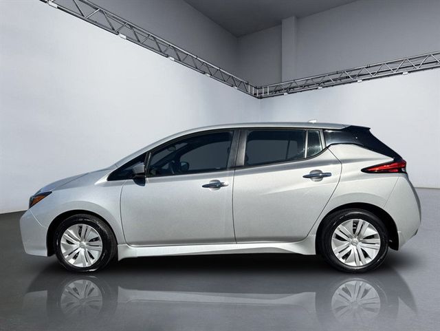 2024 Nissan Leaf S Hatchback - 22927656 - 1