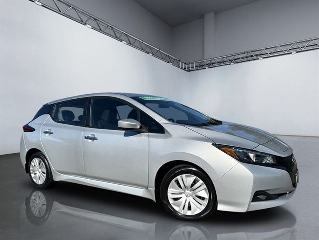 2024 Nissan Leaf S Hatchback - 22927656 - 25