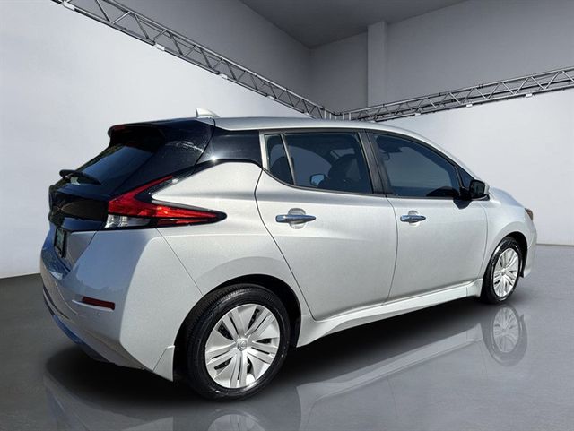 2024 Nissan Leaf S Hatchback - 22927656 - 6