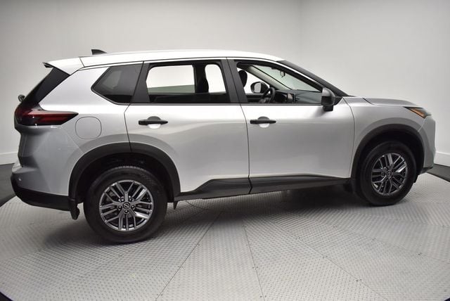 2024 Nissan Rogue AWD S - 22934895 - 3