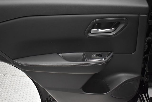 2024 Nissan Rogue AWD SV - 22938889 - 29