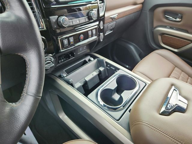 2024 Nissan Titan 4x4 Crew Cab Platinum Reserve with Moonroof & Utility Packages - 22934182 - 15