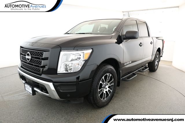 2024 Nissan Titan 4x4 Crew Cab SV with Convenience & Accessory Utility Packages - 22921325 - 0