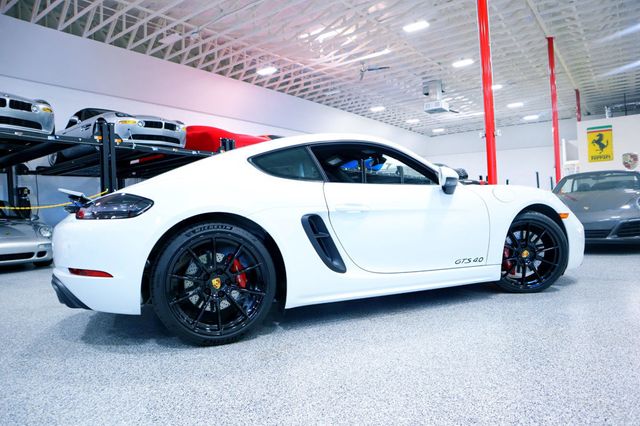 2024 Porsche 718 GTS 4.0 COUPE WHITE...596 Miles...Rare 6sp Manual - 22706186 - 7