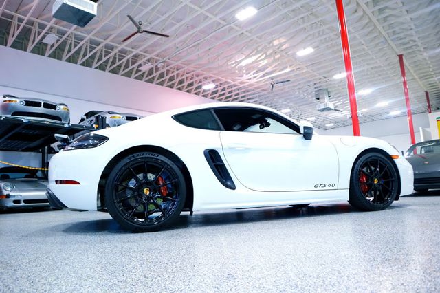 2024 Porsche 718 GTS 4.0 COUPE WHITE...596 Miles...Rare 6sp Manual - 22706186 - 8