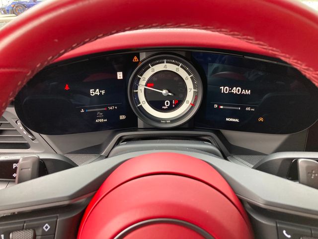 2024 Porsche 911 Carrera Coupe - 22939613 - 10