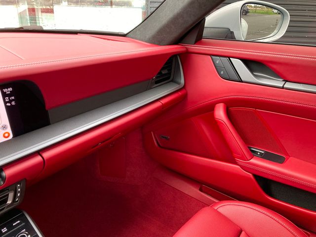 2024 Porsche 911 Carrera Coupe - 22939613 - 16