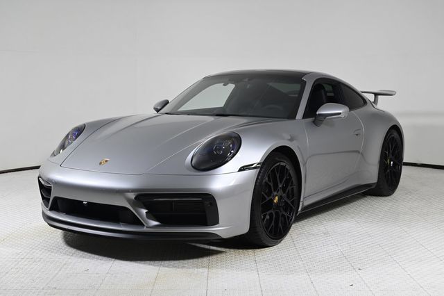 2024 Porsche 911 Carrera GTS - 22877925 - 0