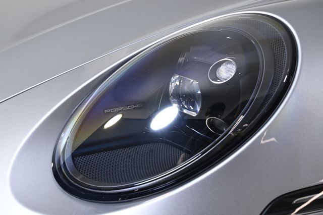 2024 Porsche 911 Carrera GTS - 22877925 - 10