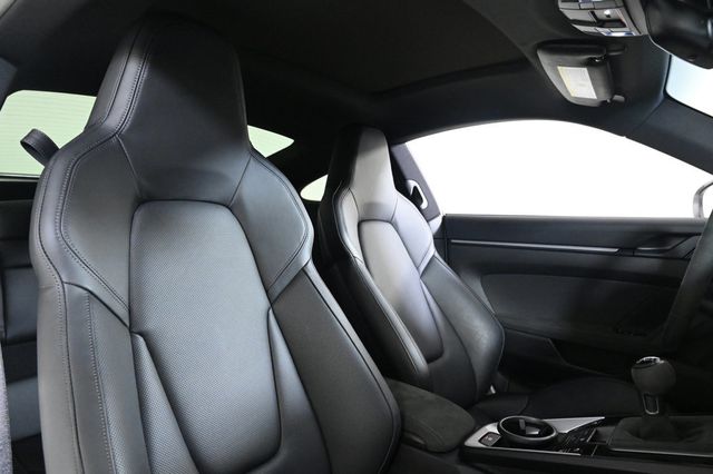 2024 Porsche 911 Carrera GTS - 22877925 - 18