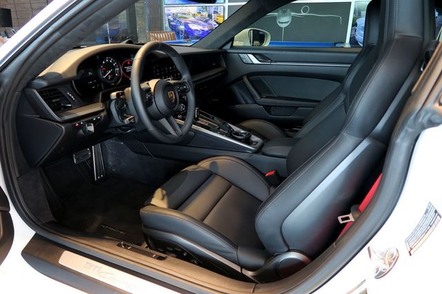 2024 Porsche 911 Carrera S Coupe - 22865991 - 12