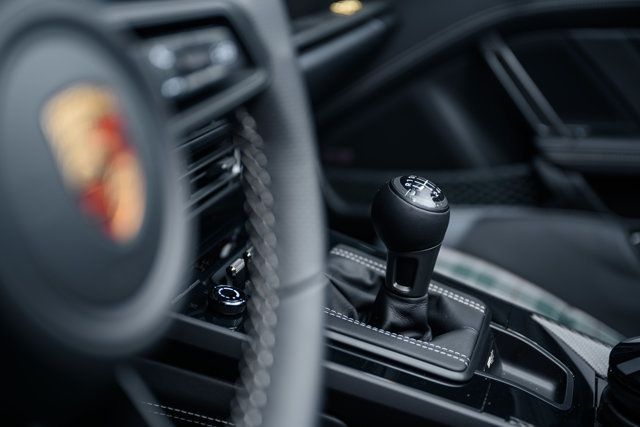 2024 Porsche 911 S/T Coupe - 22937082 - 11