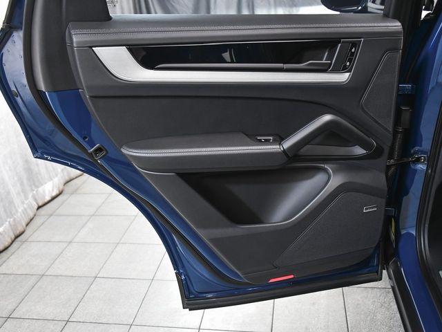 2024 Porsche Cayenne E-Hybrid S  - 22904977 - 12