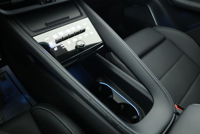 2024 Porsche Macan Electric Turbo AWD w/ Burmester S. Sound & 22'' RS Spyder Wheels - 22930950 - 13