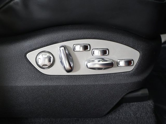 2024 Porsche Macan GTS - 22872736 - 32