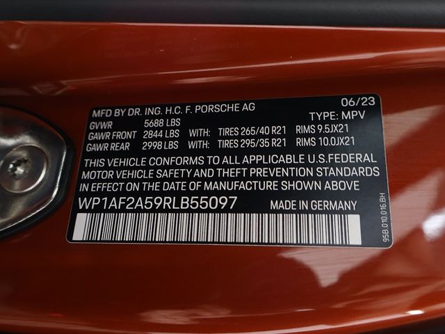 2024 Porsche Macan GTS - 22872736 - 51