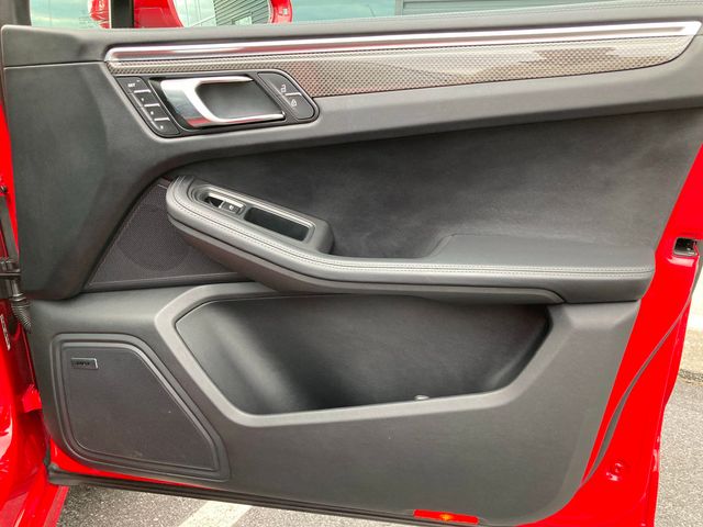2024 Porsche Macan GTS - 22939980 - 18