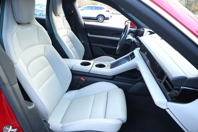 2024 Porsche Taycan 4S AWD with Premium Package, Deviated Stitching Interior Package - 22936124 - 23