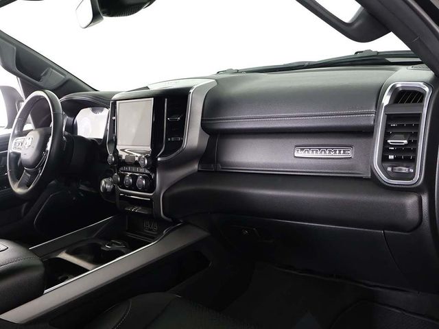 2024 Ram 1500 Laramie 4x4 Crew Cab 5'7" Box - 22934819 - 26
