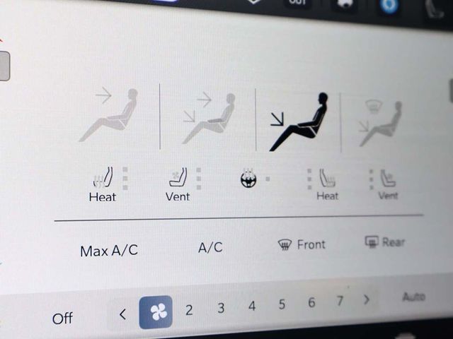 2024 Ram 1500 Laramie 4x4 Crew Cab 5'7" Box - 22934819 - 46