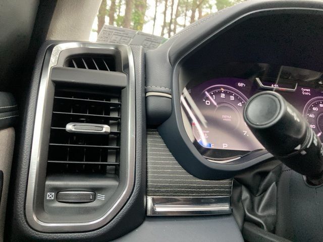 2024 Ram 1500 Limited 4x4 Crew Cab 5'7" Box - 22937686 - 30