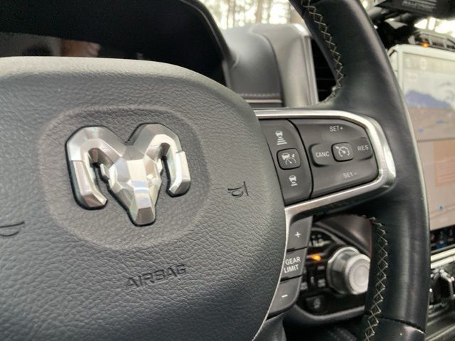 2024 Ram 1500 Limited 4x4 Crew Cab 5'7" Box - 22937686 - 32