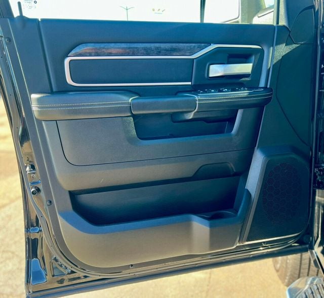2024 Ram 2500 Big Horn 4x4 Crew Cab 6'4" Box - 22935006 - 10