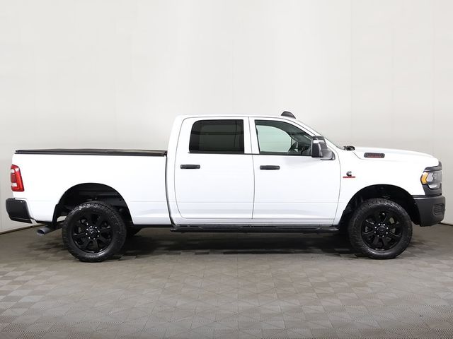 2024 Ram 3500 Tradesman - 22917491 - 17