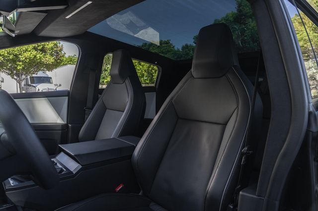 2024 Tesla Cybertruck Cyberbeast AWD - 22935593 - 13