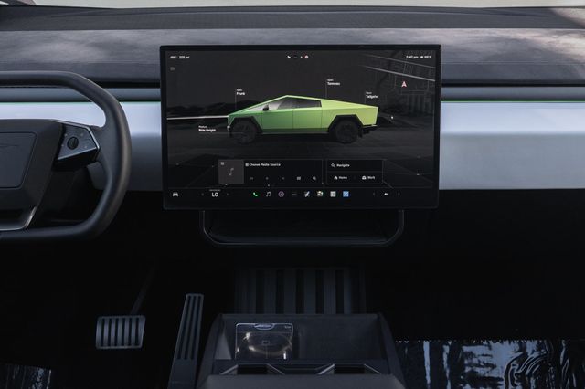 2024 Tesla Cybertruck Cyberbeast AWD - 22935593 - 18